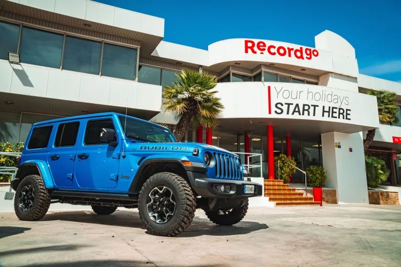 Record go Mobility inaugura el verano con la apertura de sus oficinas estivales