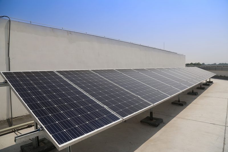 Instalar placas solares en el tejado: seguridad, ahorro y sostenibilidad garantizados por Solar360